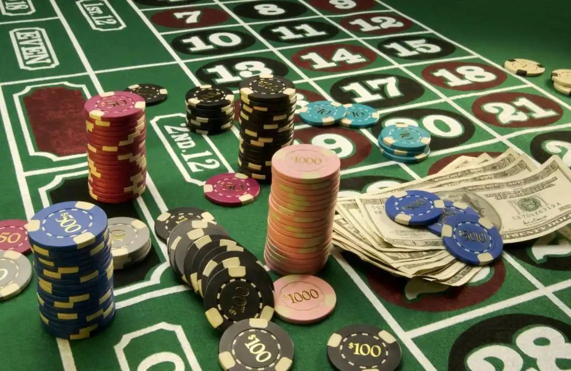 login totojitu mobile app interface showing live-dealer blackjack table on smartphone screen